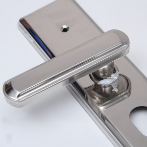 Door pull